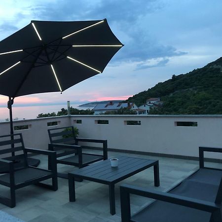Apartmani Ivana Cres Exterior photo