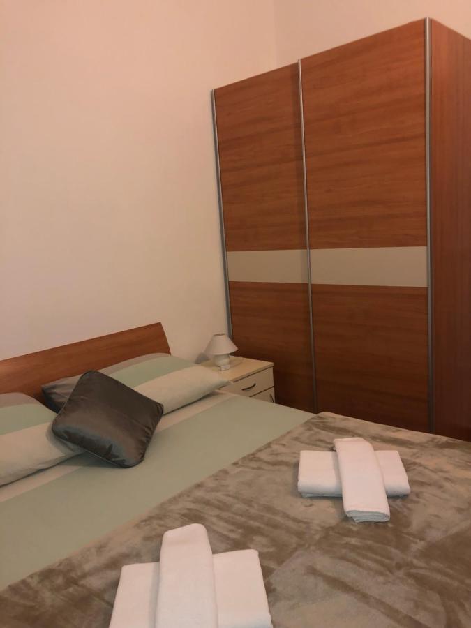 Apartmani Ivana Cres Exterior photo