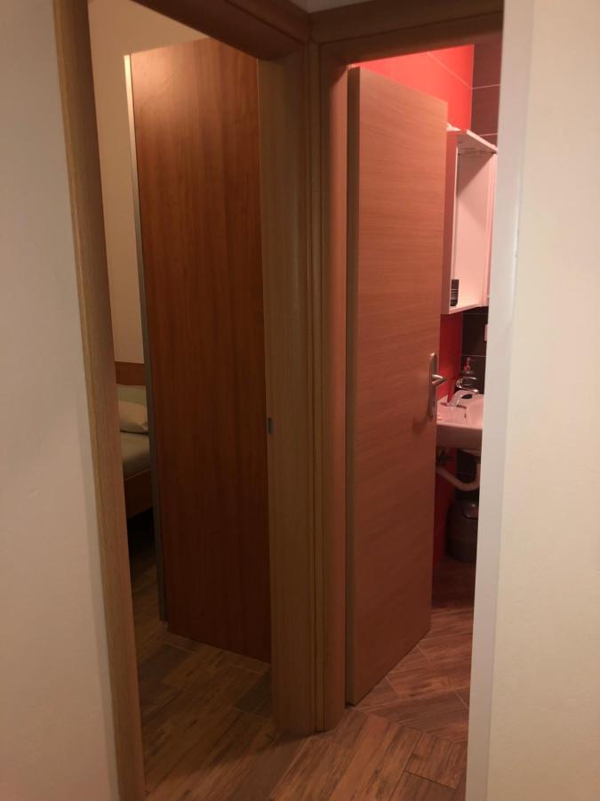 Apartmani Ivana Cres Exterior photo