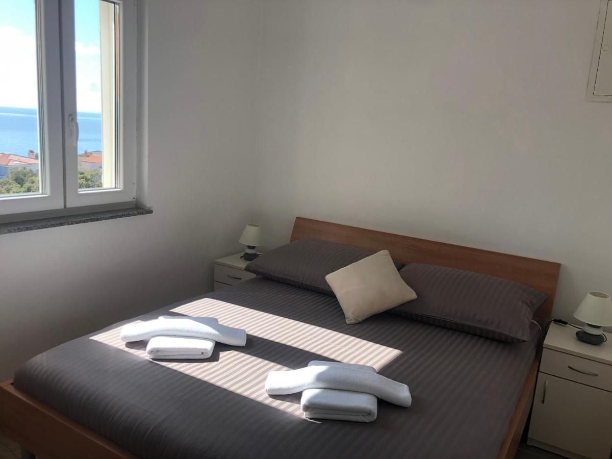 Apartmani Ivana Cres Exterior photo