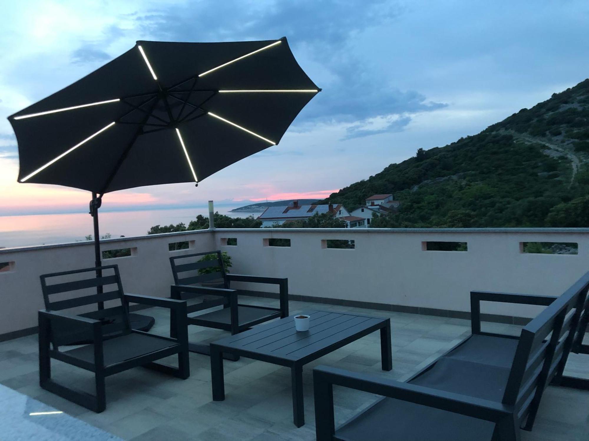 Apartmani Ivana Cres Exterior photo